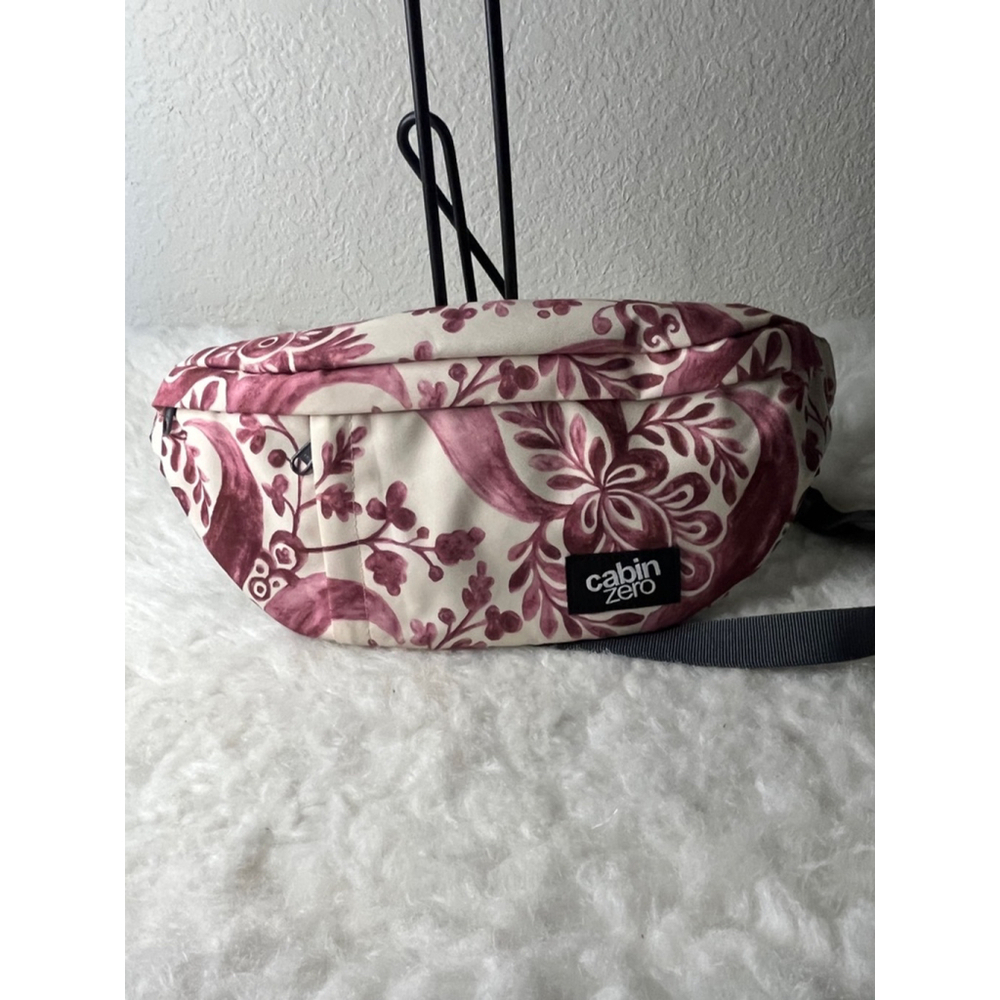 Cabin Zero Fanny pack RFID Block 3 Zipper Pockets Adjustable Belt Pink Hawaiian.